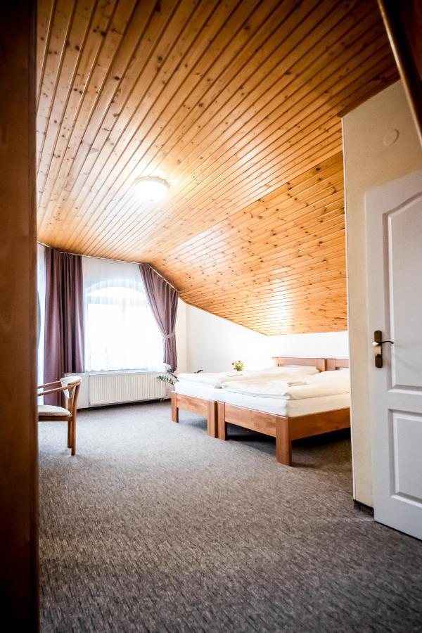 Hotel Squash Centrum 프리에비드자 외부 사진