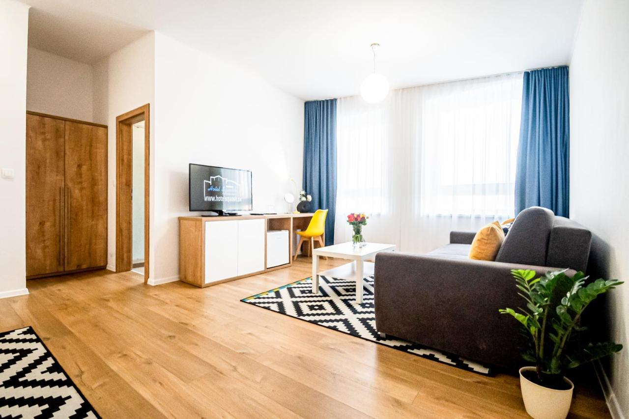 Hotel Squash Centrum 프리에비드자 외부 사진