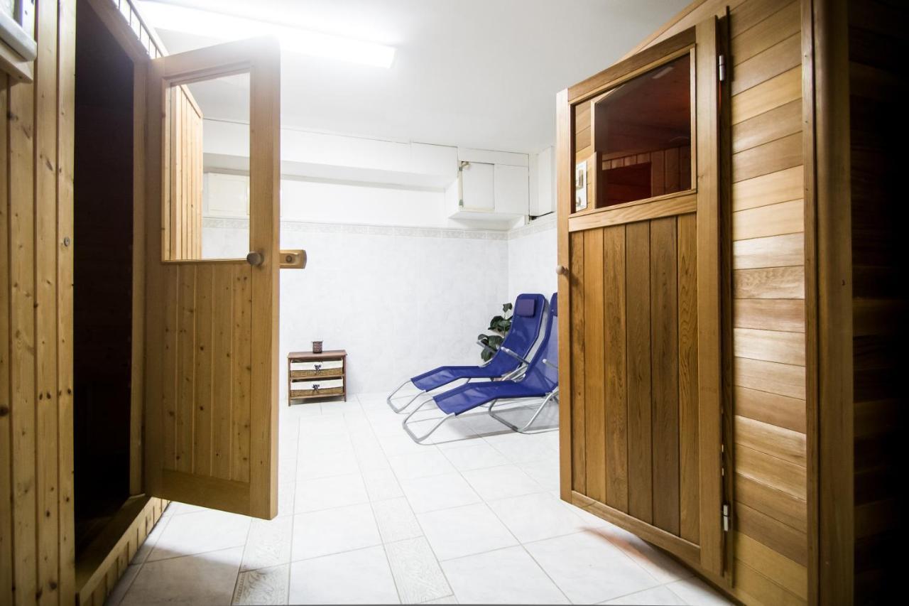 Hotel Squash Centrum 프리에비드자 외부 사진